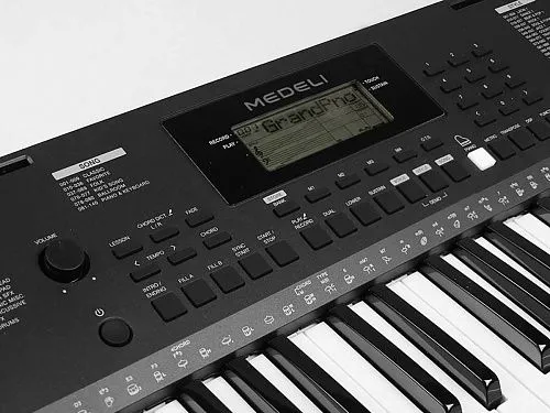 Medeli MK100 Синтезатор.