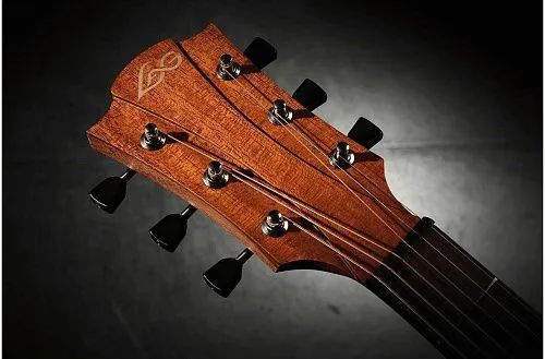 LAG T70D-NAT Акустическая гитара.